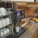 Hotel Germania 3*