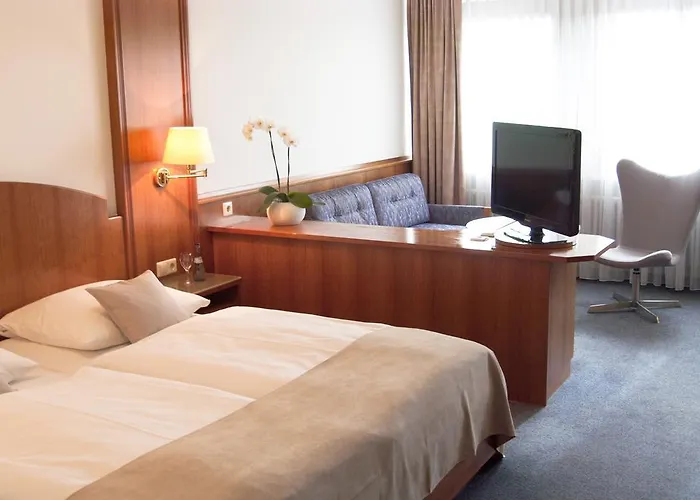 Germania Hotell 3*